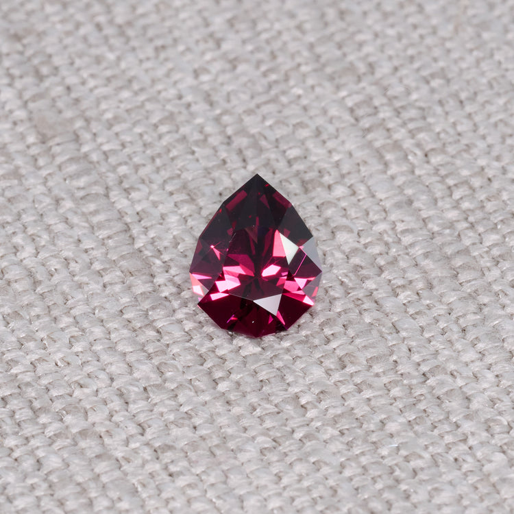 Rhodolite Garnet 2.00 ct